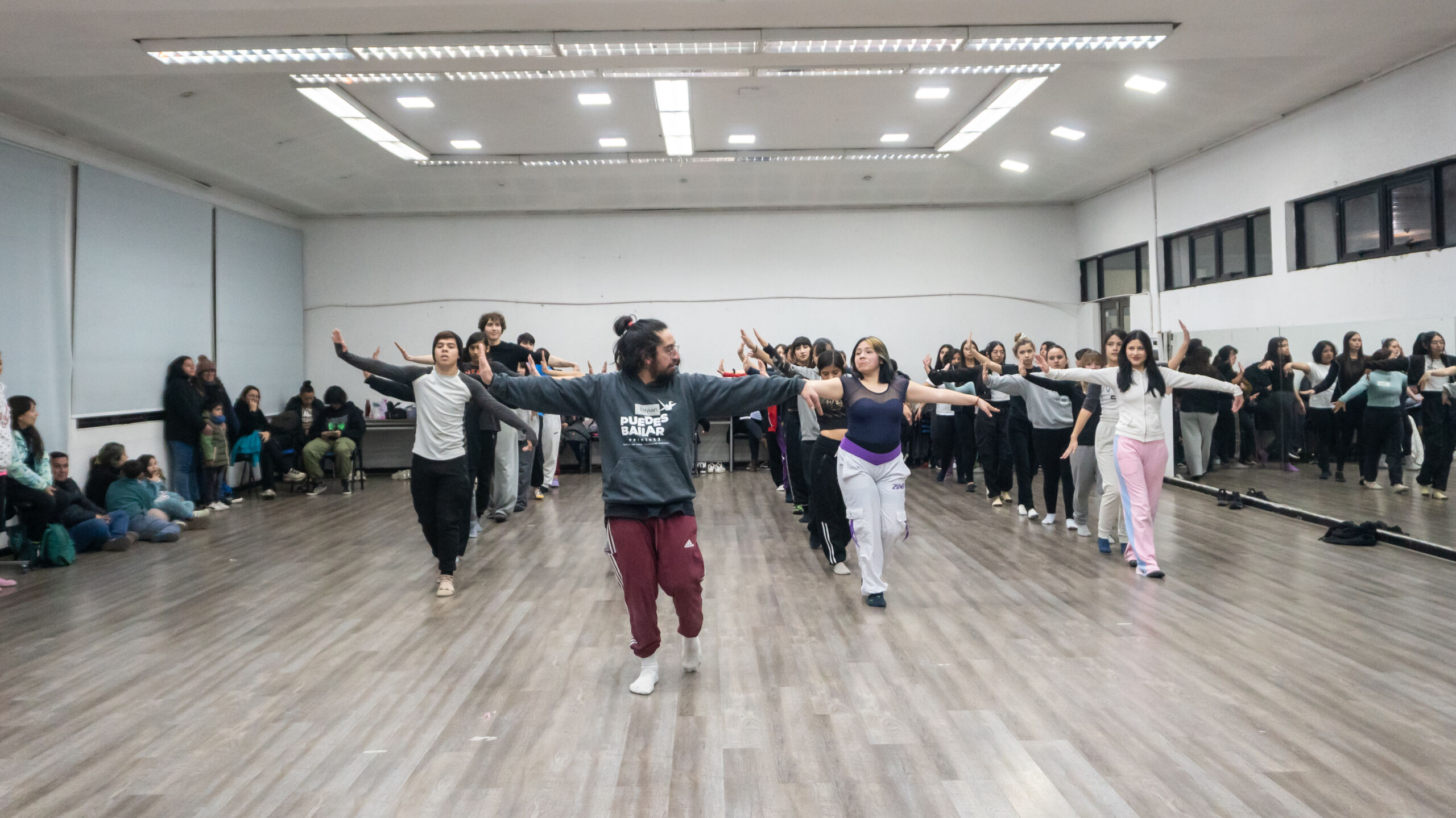 Vivimos un exitoso lanzamiento del Puedes Bailar en La Pintana